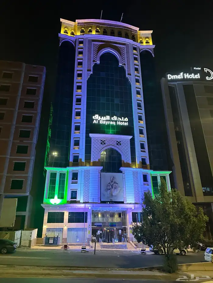 سماعات ليازر اضاءات مسارح كشافات ارضيات مضيئة تراسات بيمات 3