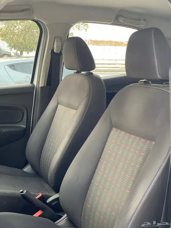 فورد فيجو 16