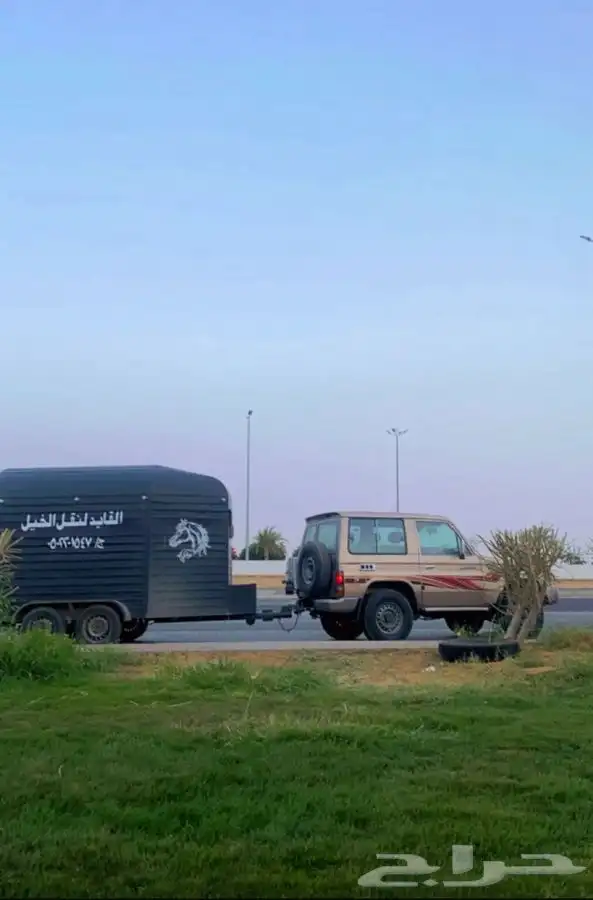 عربة نقل خيل 0