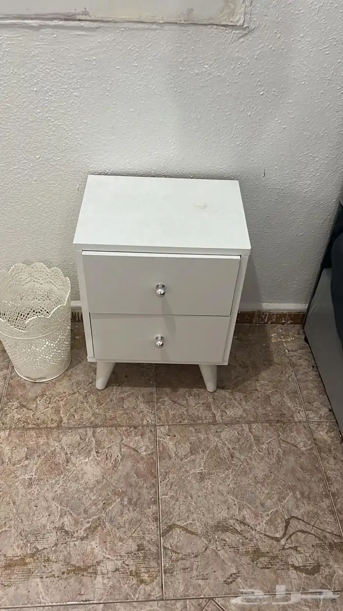 سرير خشب متوفر جديد دولاب ملابس صغير و كبير 12