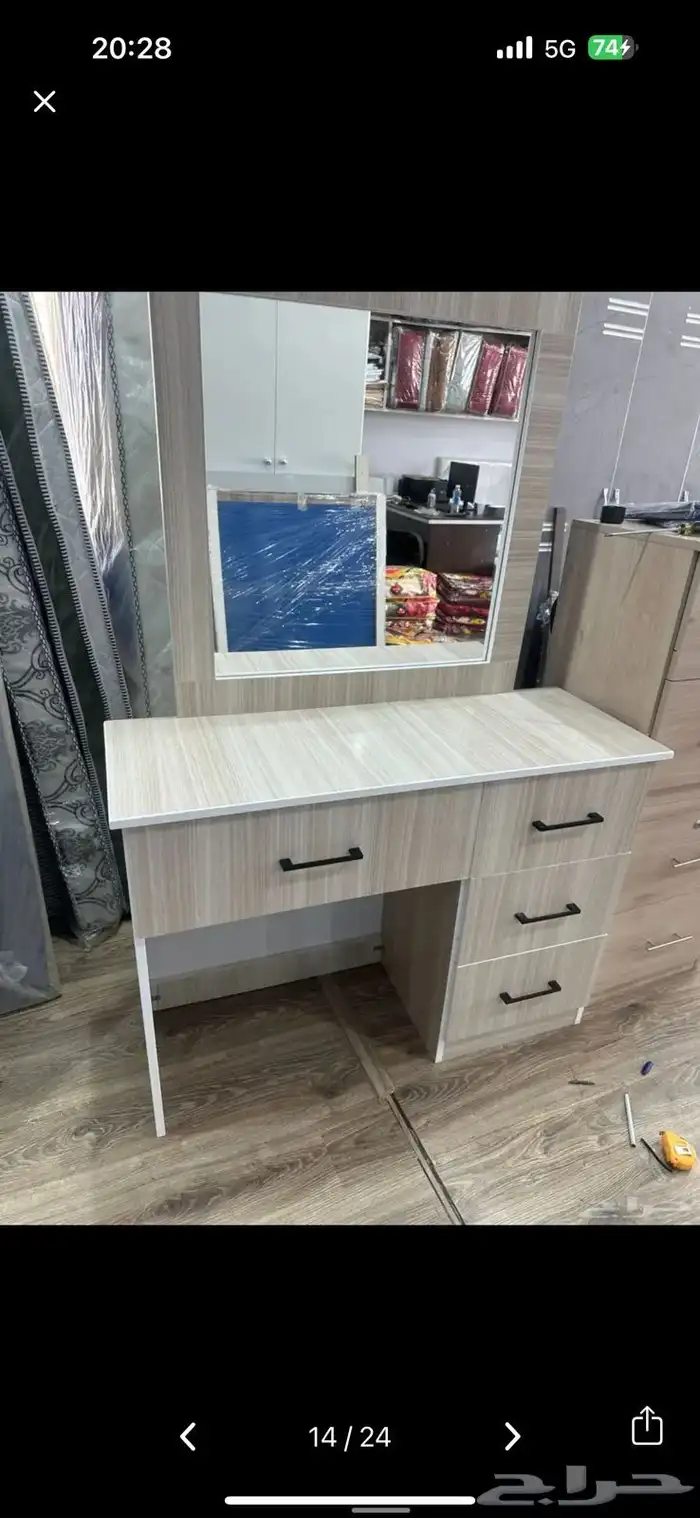 سرير خشب متوفر جديد دولاب ملابس صغير و كبير 5