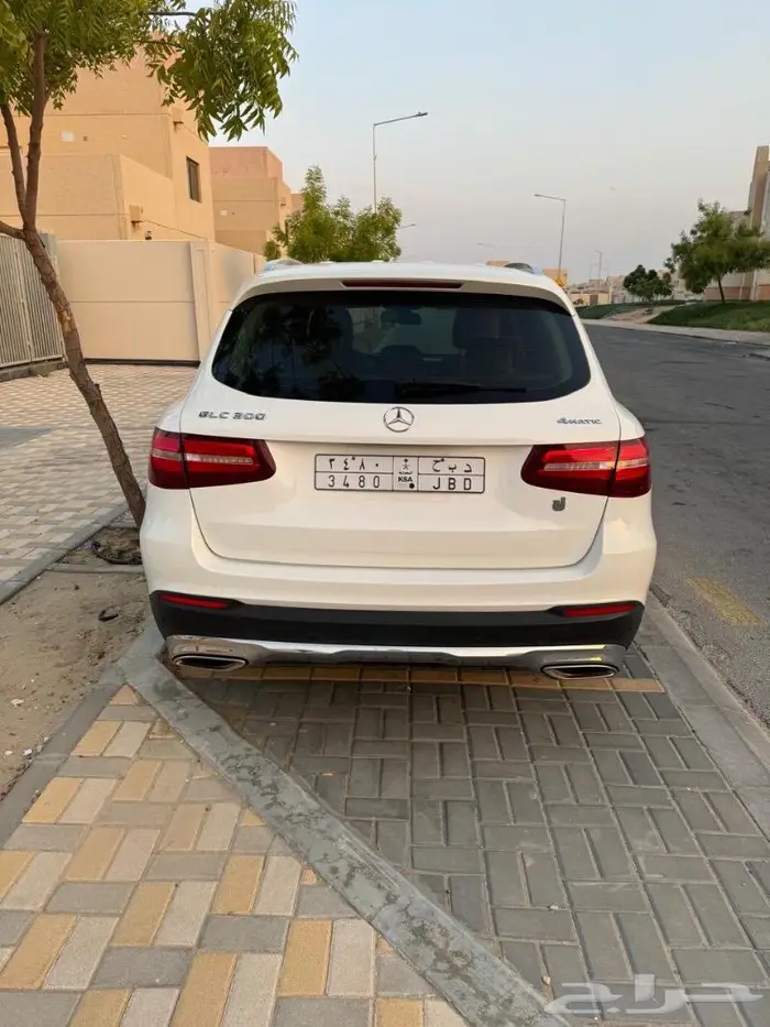 جيب مرسيدس 4MATIC GLC 300 2017 8