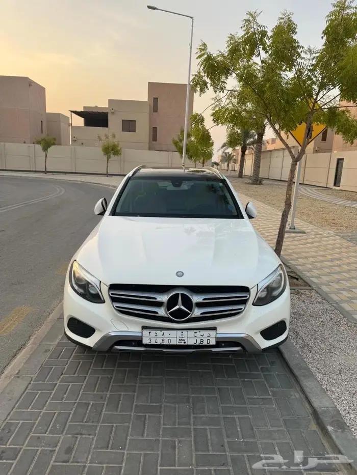 جيب مرسيدس 4MATIC GLC 300 2017 0