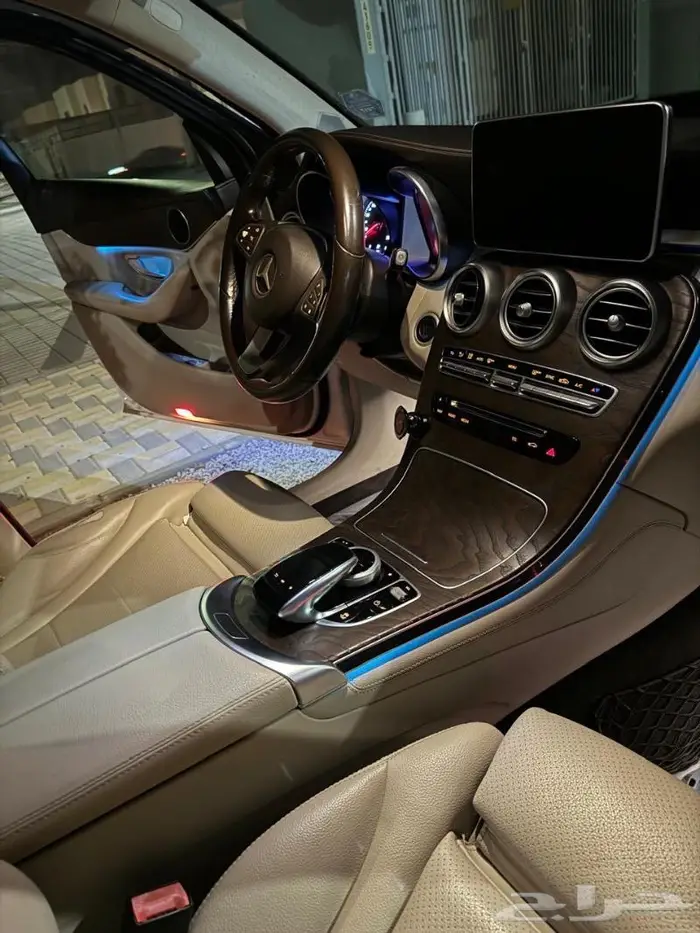 جيب مرسيدس 4MATIC GLC 300 2017 11