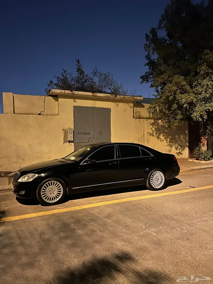 مرسيدس اسود ملكي - موديل 2006 - نظيف 2