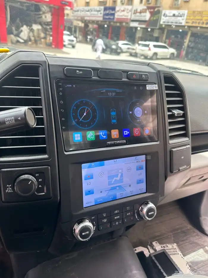 شاشه فورد. F150. من موديل 2015 إلى 2020Ford F-150 screen  fr 3