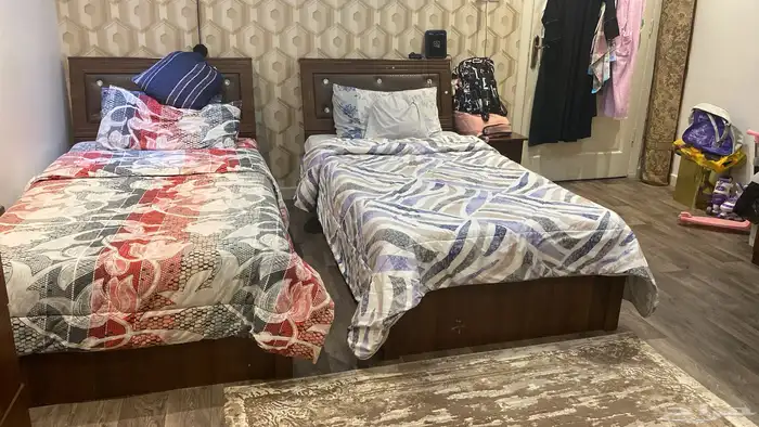 غرفة نوم للبيع نضيفه 4