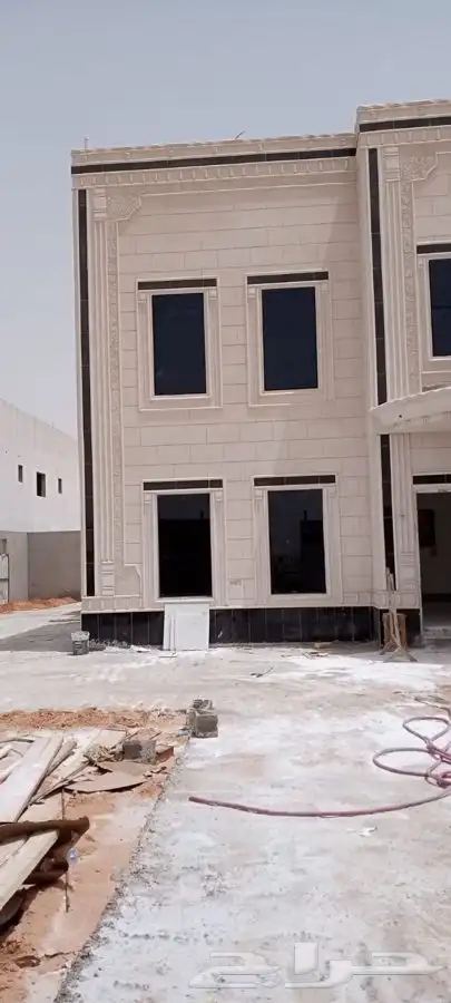 تنفيز جميع اعمال الالمنيوم والاستلكشر والدرايش والابواب 12