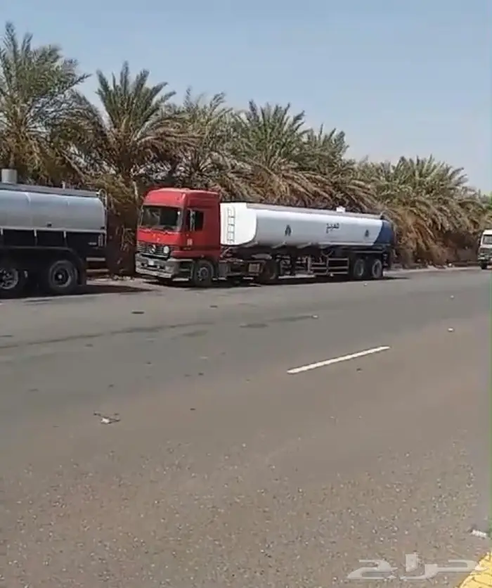 تريلة صهريج ماء للأيجار الشهري 0