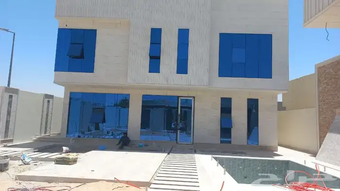 تنفيز جميع اعمال الالمنيوم والاستلكشر والدرايش والابواب 18