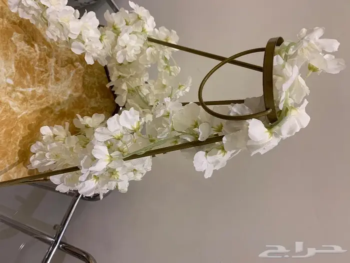 استاند تقديم بحامل 3