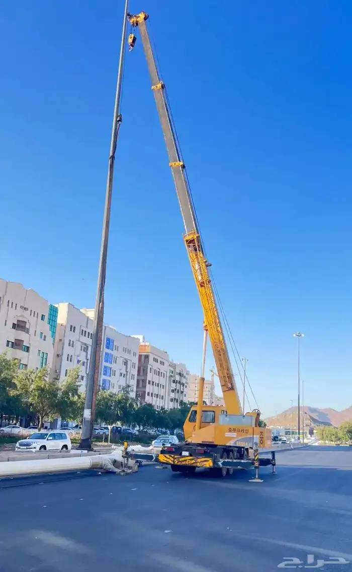 رافعة كرين ونش كرينات روافع للايجار سطحات بوم تراك 15