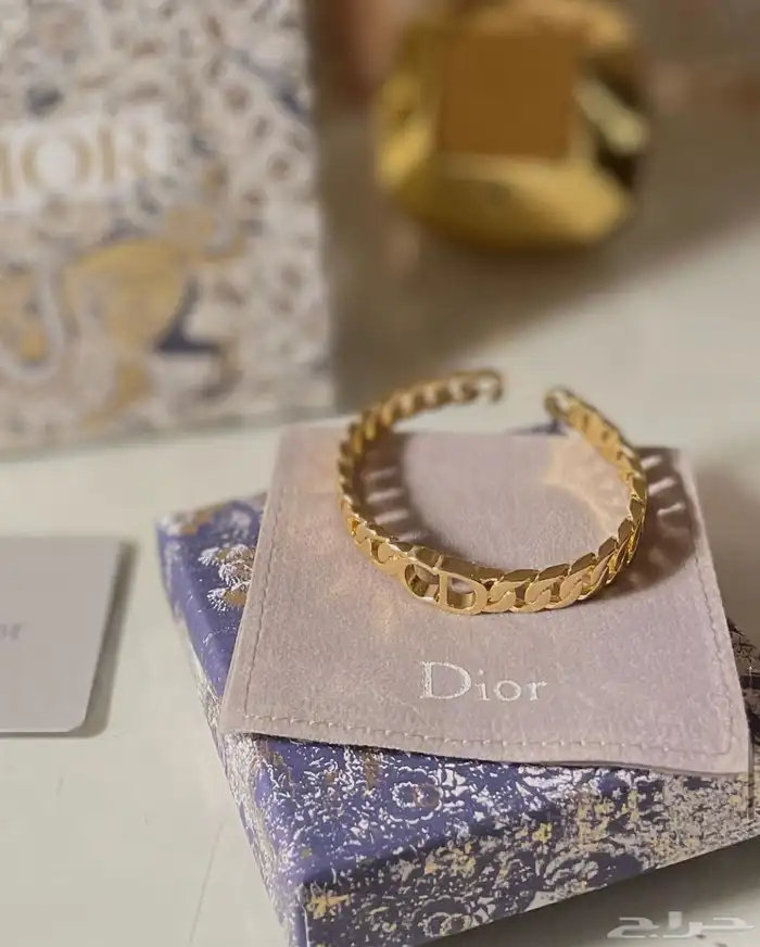 متجر شنط وشوز  هاي كوالتي 56