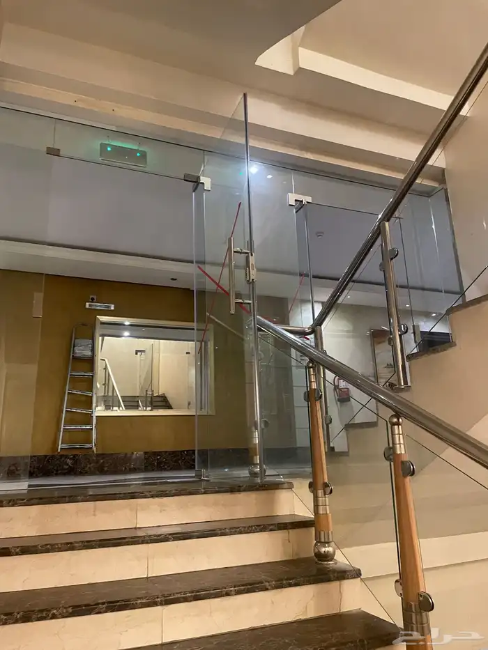 زجاج سكريت بحدث المواصفات العالمية 22