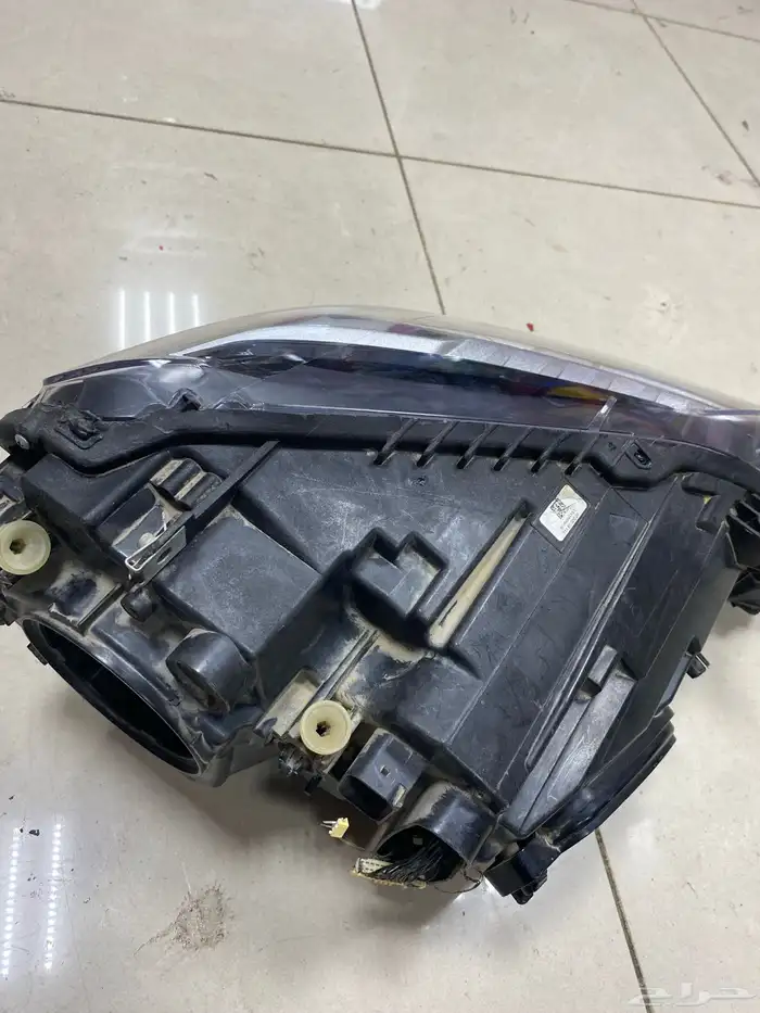 شمعه مستعمله بي ام 600 وكله 5