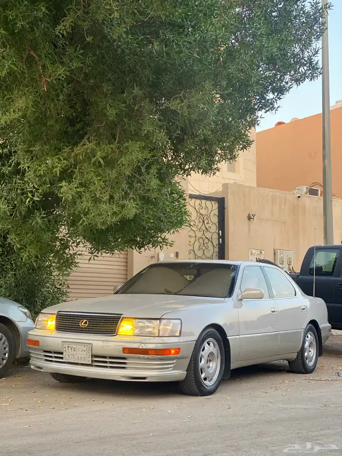 لكزس امريكي LS400 Limited نظيف 15