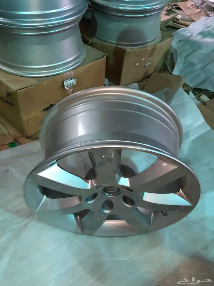 عرض خاص 250ريال جنوط Z350 زد 350 أصلي وكالة 5