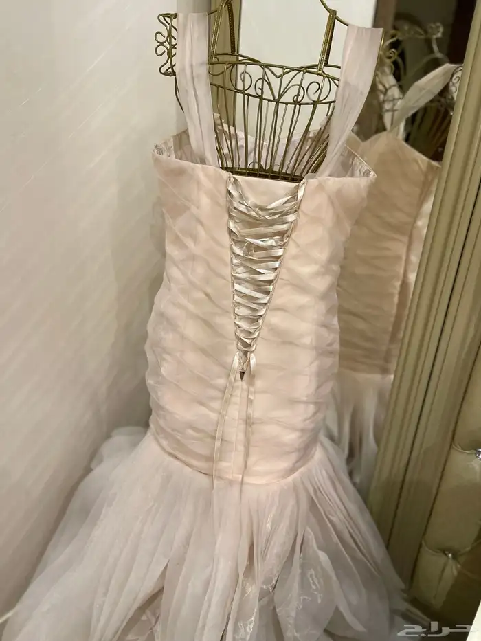 فستان من بوتيك ilnara couture 4