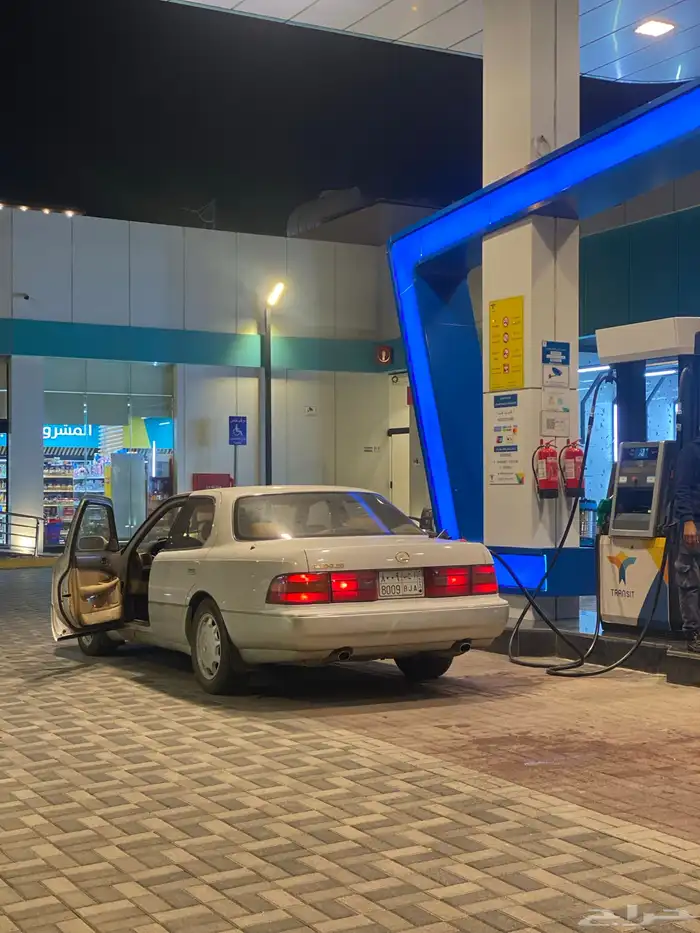 لكزس امريكي LS400 Limited نظيف 1