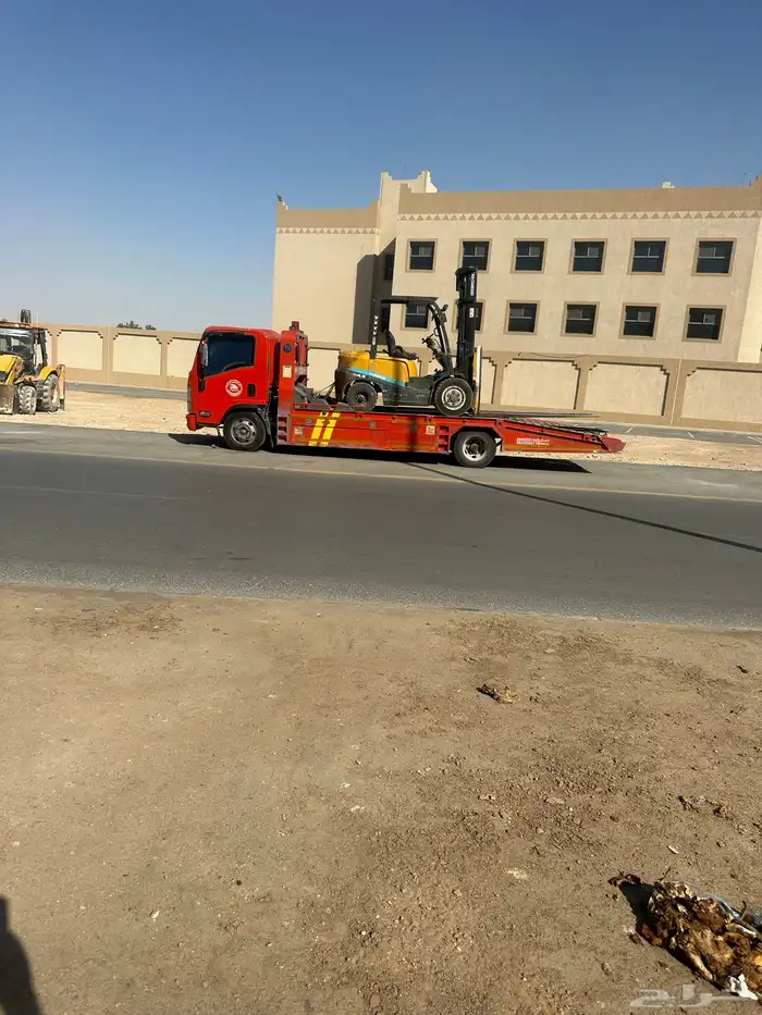 تأجير رافعه شوكيه سكينه فوركلفت للايجار سيزرلف مان لفت كرين 2