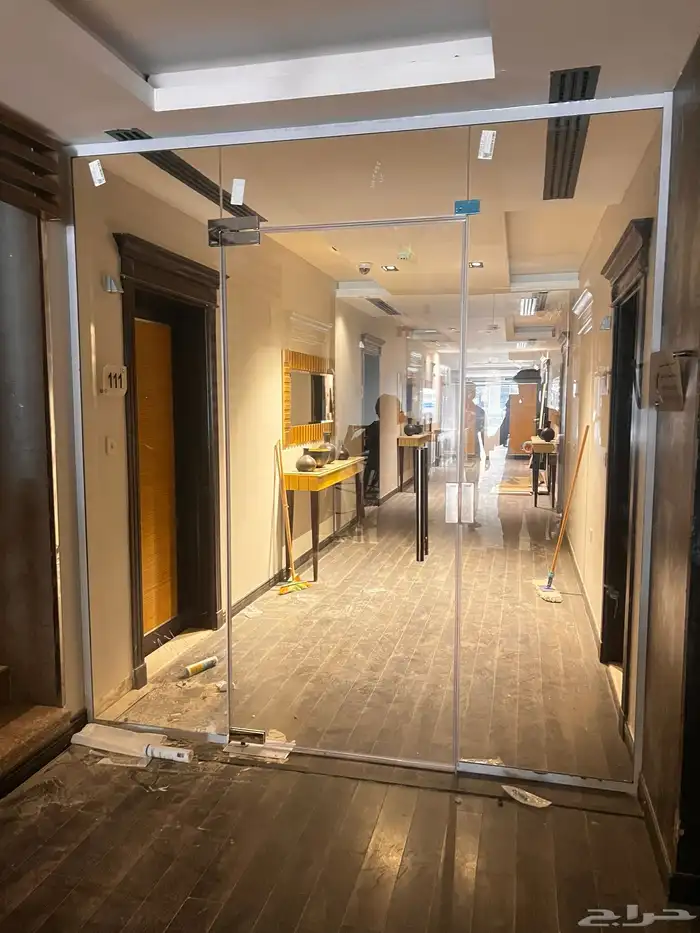 زجاج سكريت بحدث المواصفات العالمية 15
