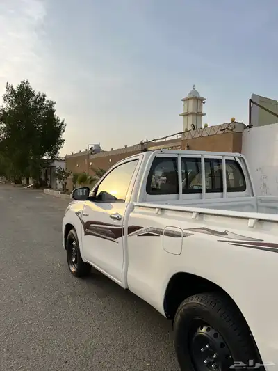 هايلوكس. تم البيع 9