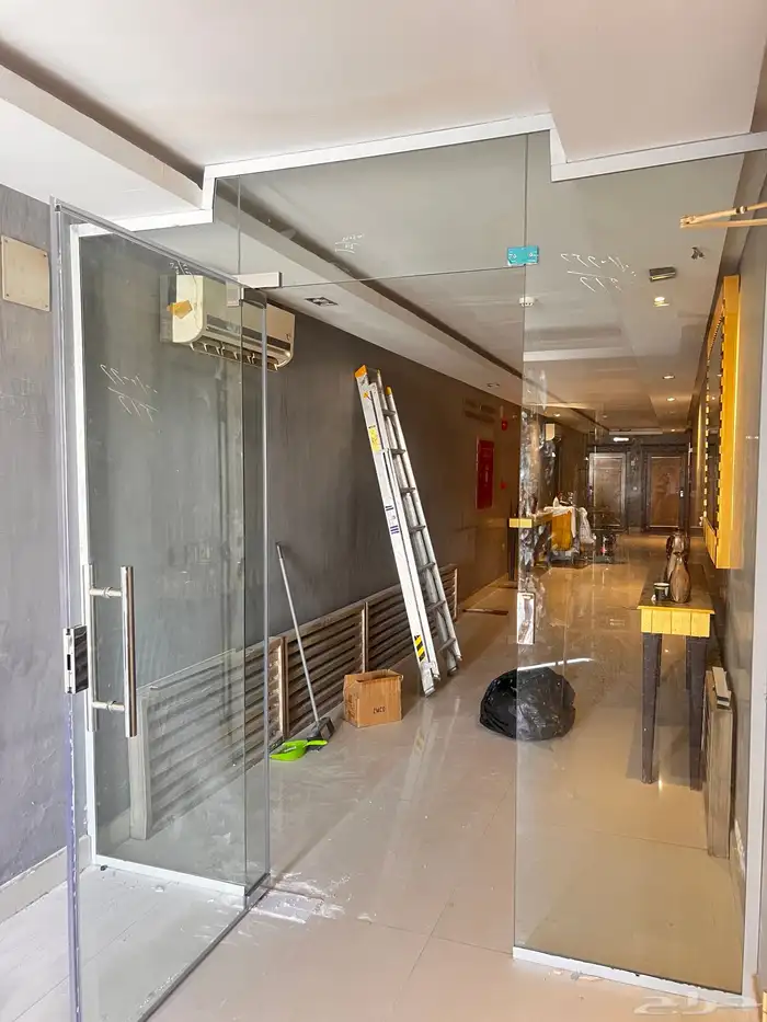 زجاج سكريت بحدث المواصفات العالمية 17