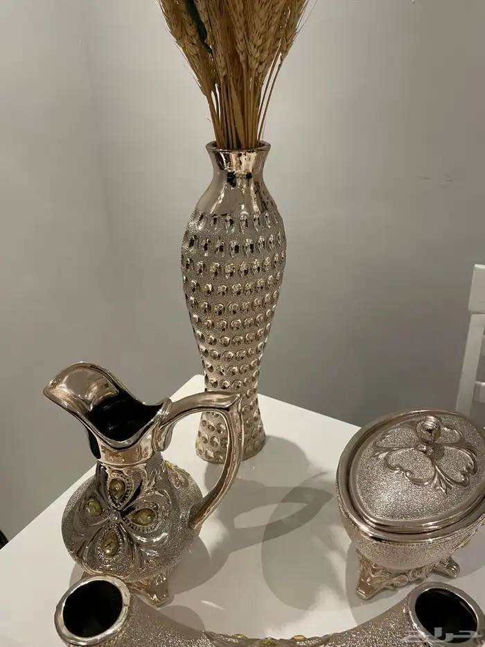 للبيع العاجل تحف منزليه 1