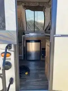 كارافان امريكي سحب متنقل camper 2018 موجود بالاحساء 5