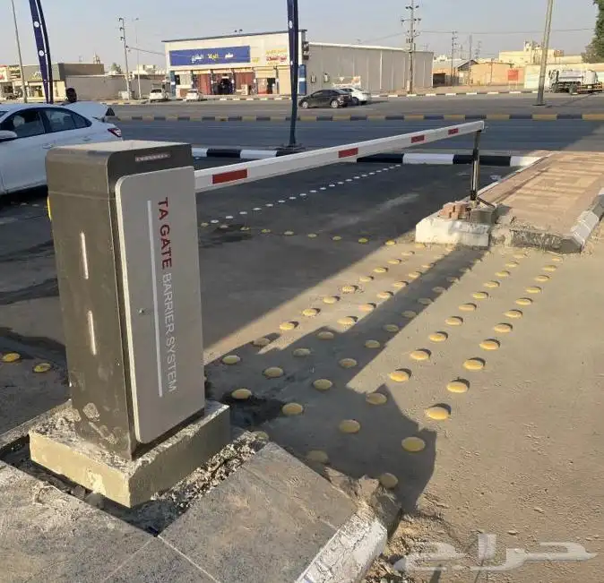 بوابات تنظيم دخول وخروج السيارات 0