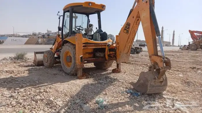جي سي بي حفار عرجاء باكهول روادار بوبكات بوكات اللايجار 0
