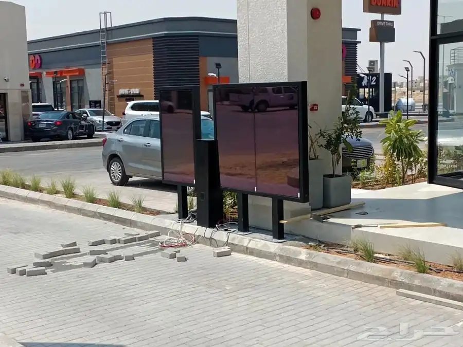 نظام طلبات السيارات للمطاعم درايف ثرو Drive-thru 1