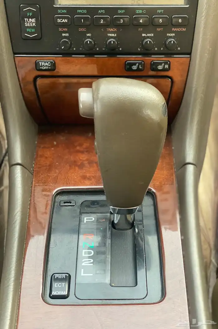 لكزس امريكي LS400 Limited نظيف 45