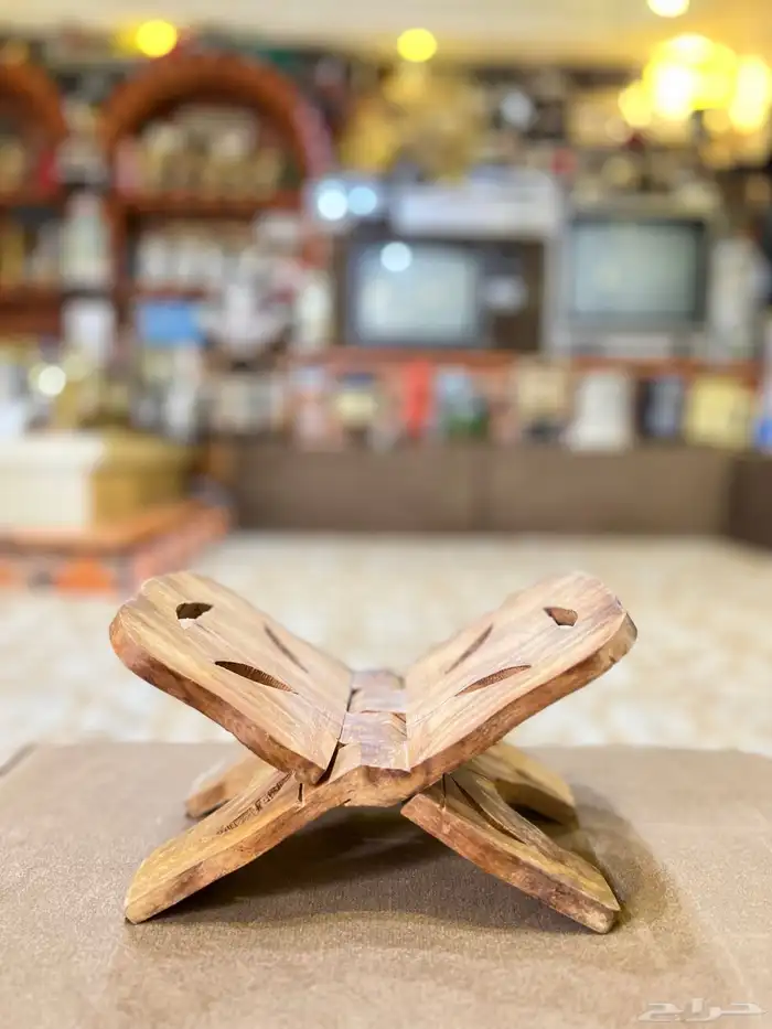 حامل مصحف خشب طبيعي قديم 3