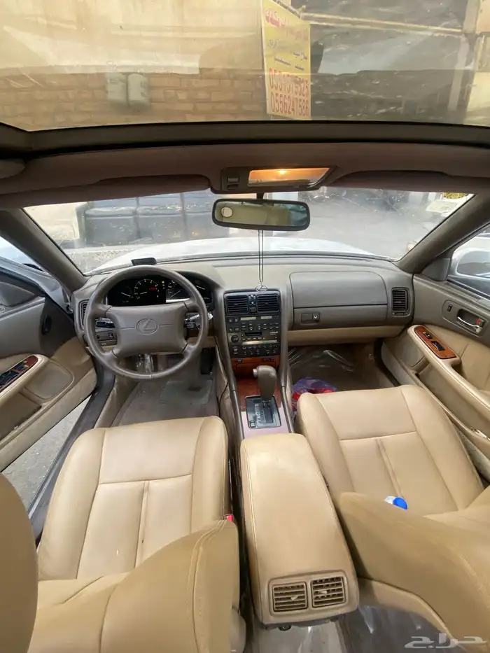 لكزس امريكي LS400 Limited نظيف 34