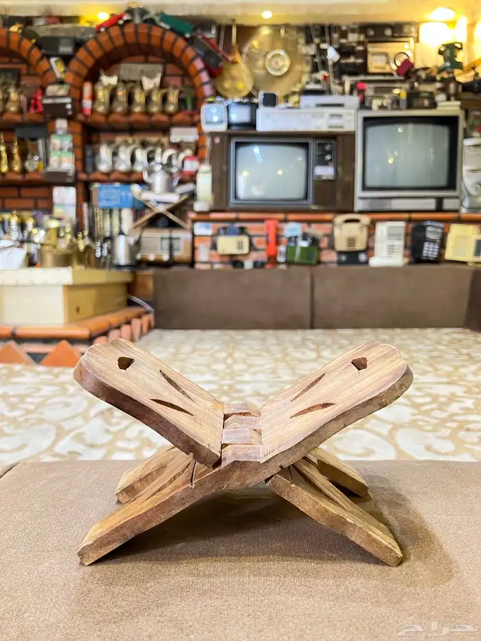 حامل مصحف خشب طبيعي قديم 1