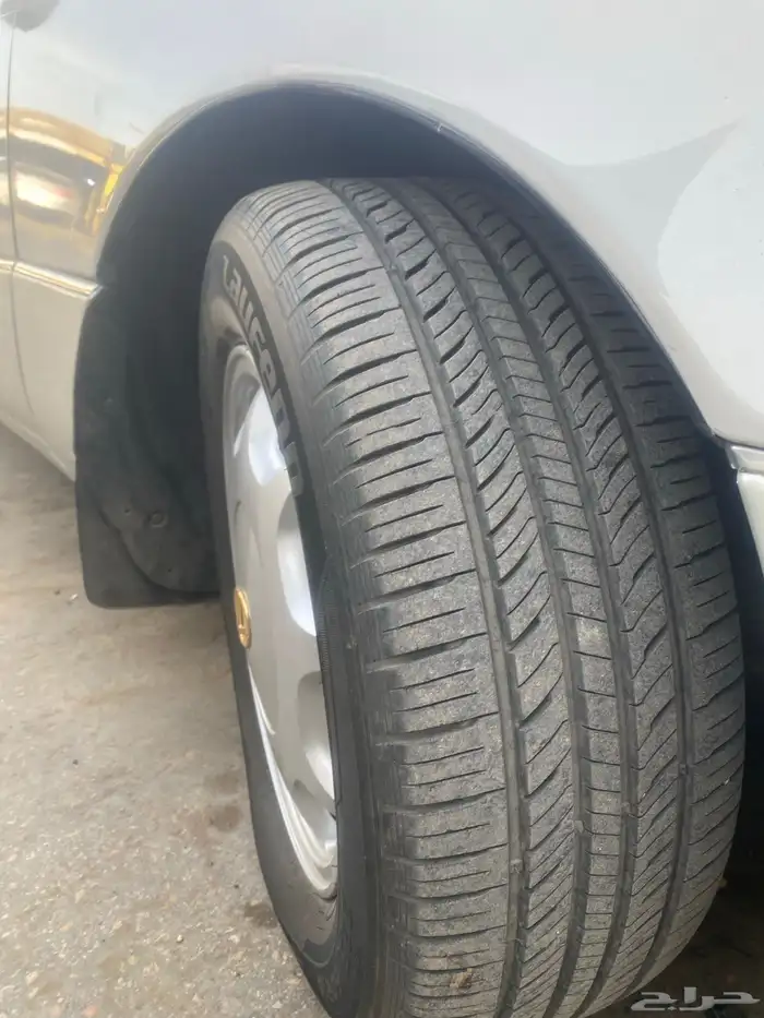 لكزس امريكي LS400 Limited نظيف 23
