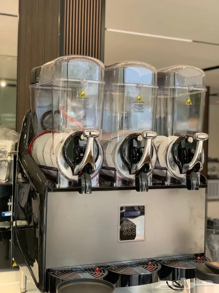 ثلاجات عرض 24