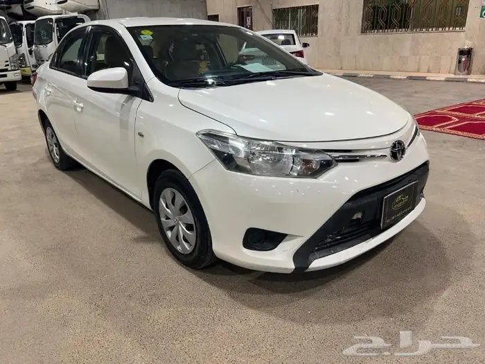 تويوتا-يارس-2017-العداد-172000-السعر-38000 2
