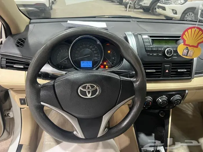 تويوتا-يارس-2017-العداد-172000-السعر-38000 12