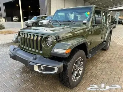 جيب رانجلر 2023صحارى اربع ابواب اصفار 15