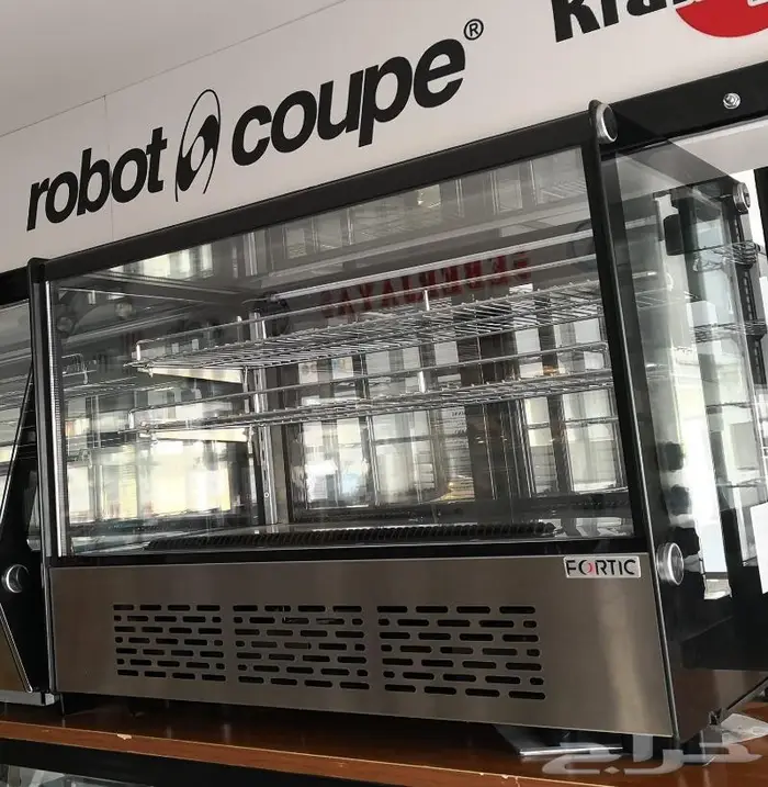 عروض ثلاجات عرض حلويات الات قهوه 7