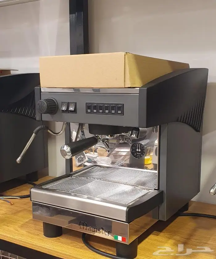 عروض ثلاجات عرض حلويات الات قهوه 2