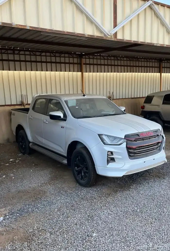 مطلوب مطلوب ايسوزو ديماكس جيتي 2023 2024 1