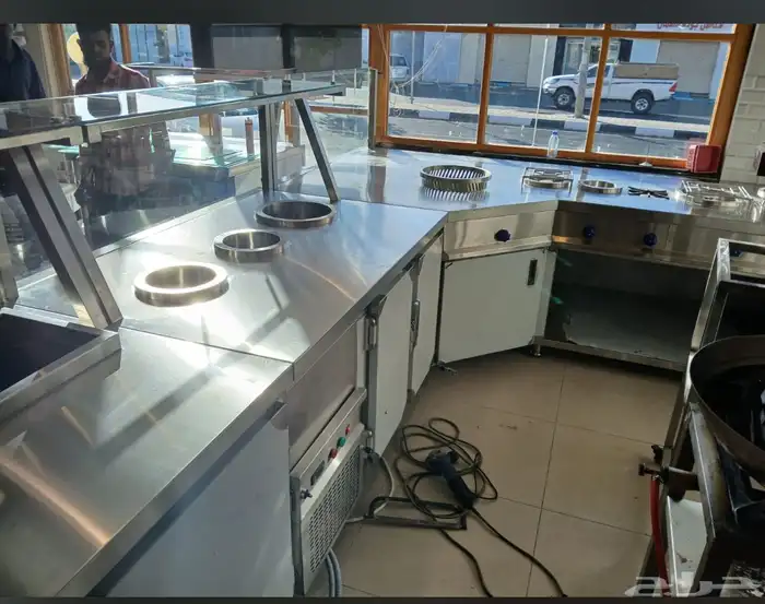 جميع اعمال الاستيل تفصيل حسب الطلب ثلاجات طاولات مداخن 0