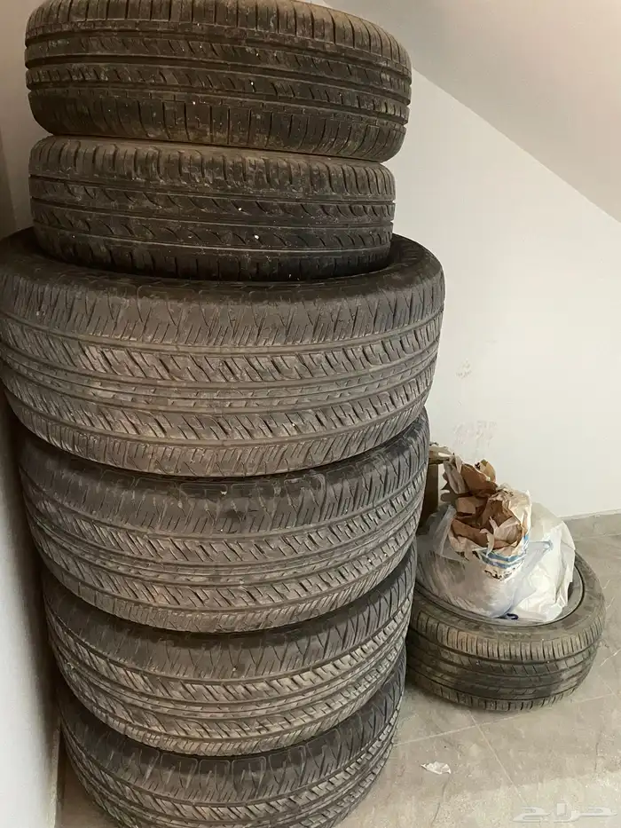 4كفرات كونفرس يابانيه ومعها كفرات صينيه 0