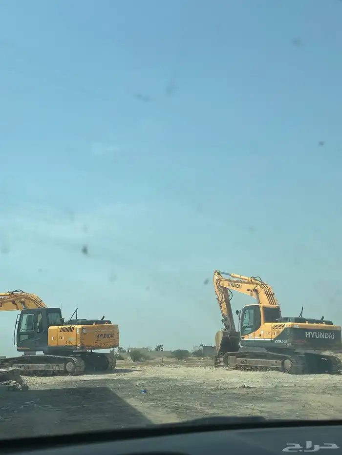 بوكلين شيول قلابات للإيجار البحيرات ثول الزمرد 1