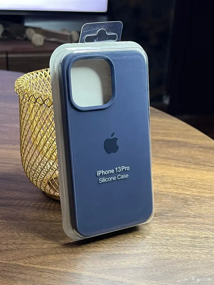 كفرات ايفون 13 سيلكون طبق الأصل بشعار آبل بسعر مميز 2