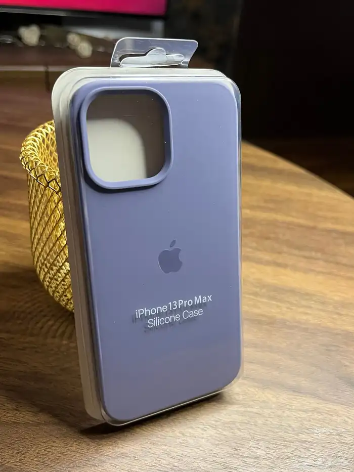 كفرات ايفون 13 سيلكون طبق الأصل بشعار آبل بسعر مميز 21