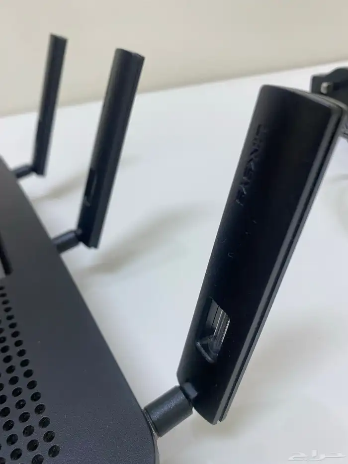 للبيع راوتر LINKSYS موديل   EA6900 V2 8